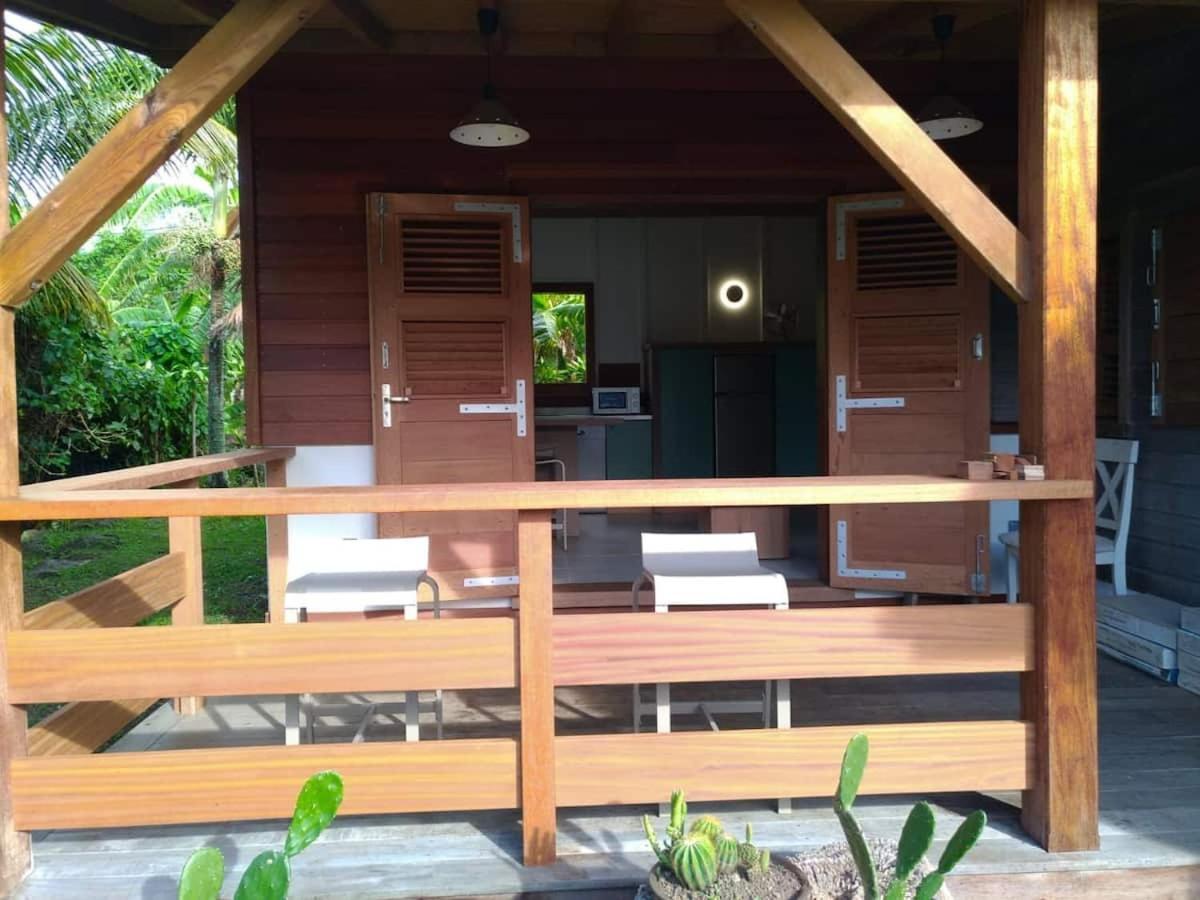 Un Cosy Sous Le Vent Gourbeyre Exterior foto